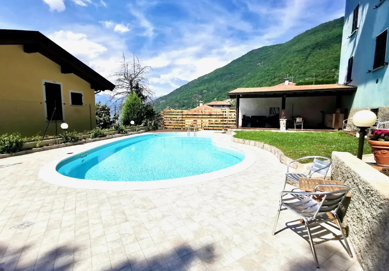 Blue House By Design Studio Bellano 0*,  Italië
