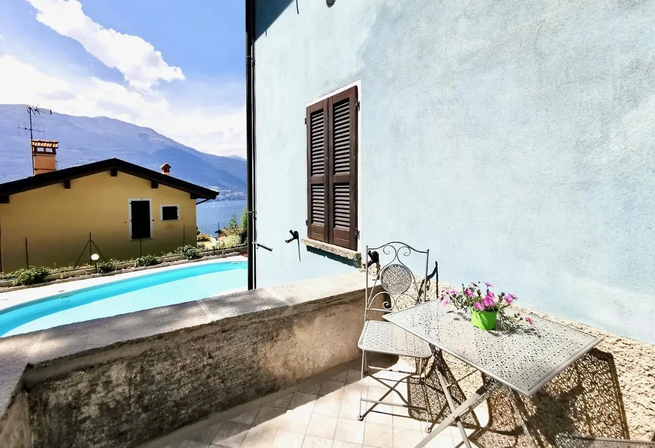 Blue House By Design Studio Bellano 0*,  Italië